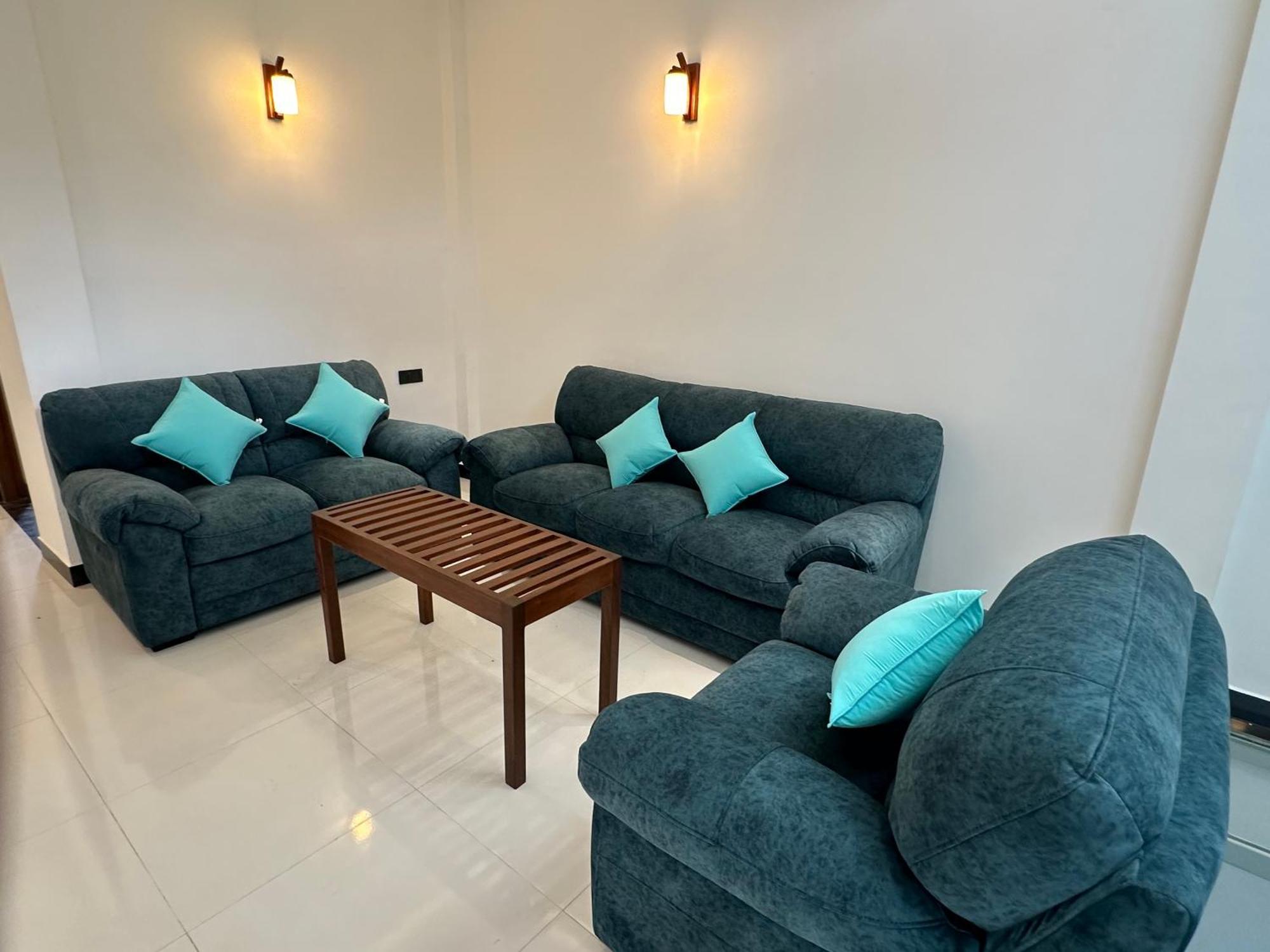 Emerald Home Stay Anuradhapura Buitenkant foto