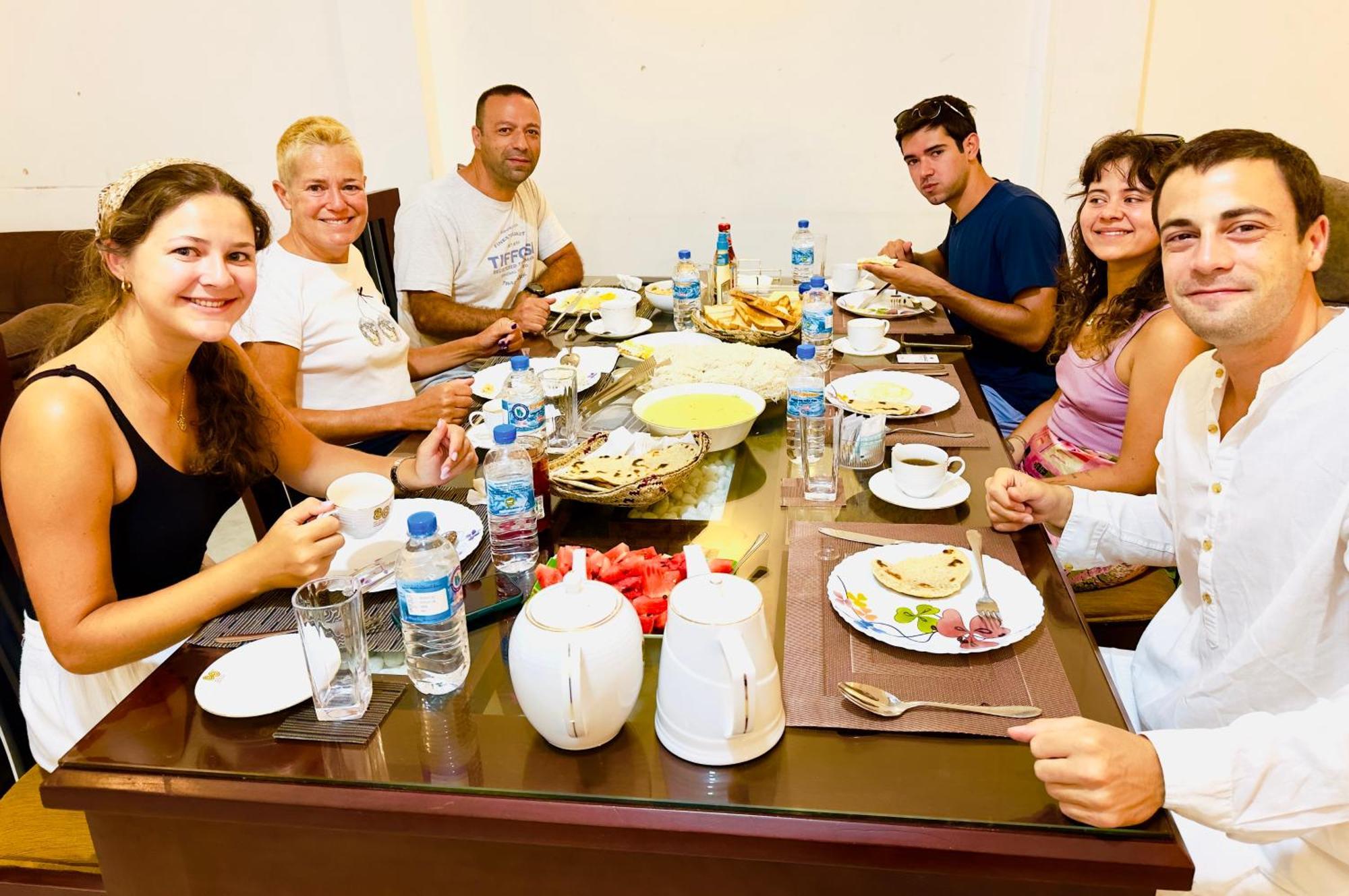 Emerald Home Stay Anuradhapura Buitenkant foto